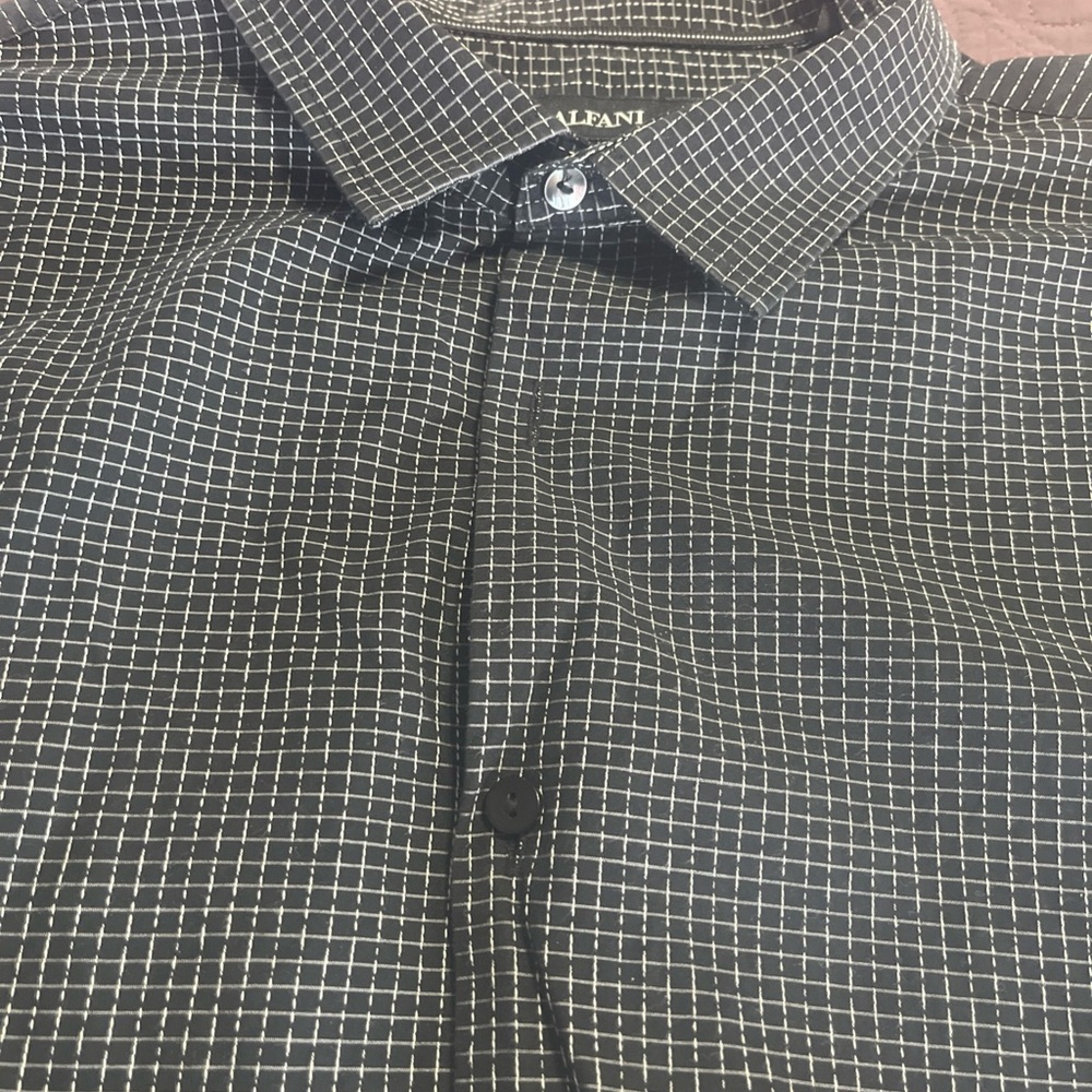 Alfani men’s button down black and white shirt XL